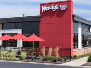 Does Wendy's Pay Weekly