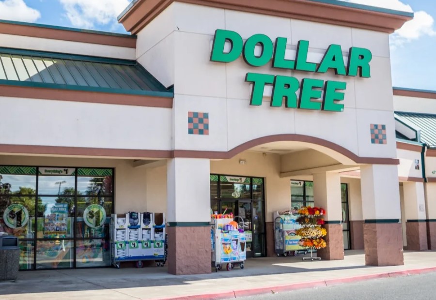 How Old to Work at Dollar Tree
