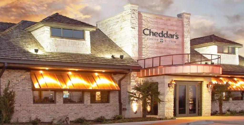 What Time Does Cheddars Open on Memorial Day