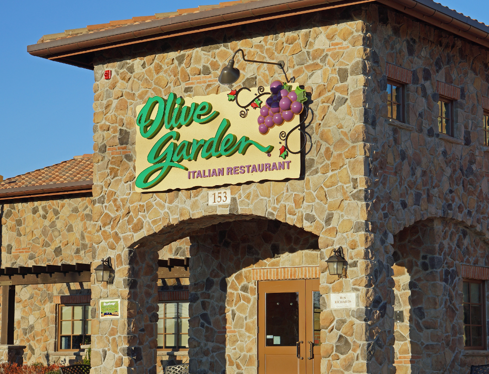 Does Olive Garden Take Apple Pay