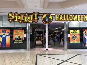 Does Spirit Halloween Take Apple Pay